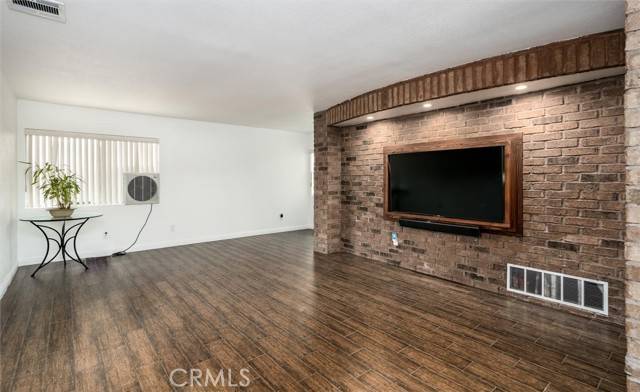 Moreno Valley, CA 92551,25176 Wendy Way