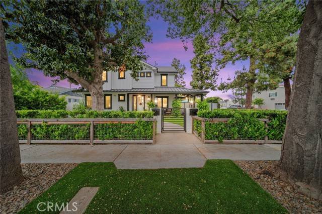 2601 W Chandler Boulevard, Burbank, CA 91505