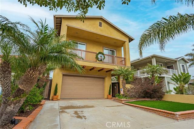 Huntington Beach, CA 92646,8371 Lomond Drive