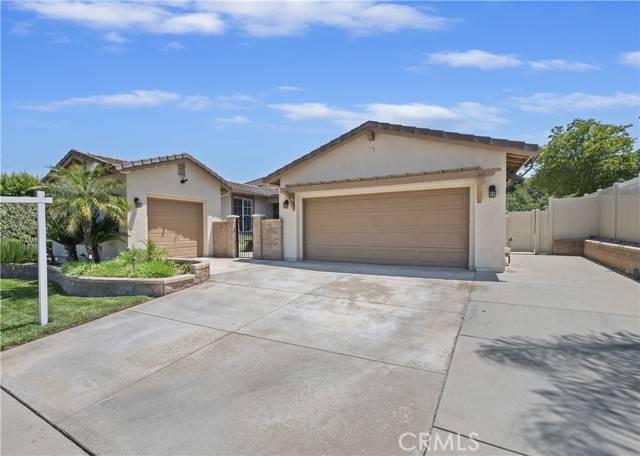 23463 Canterbury Way, Murrieta, CA 92562