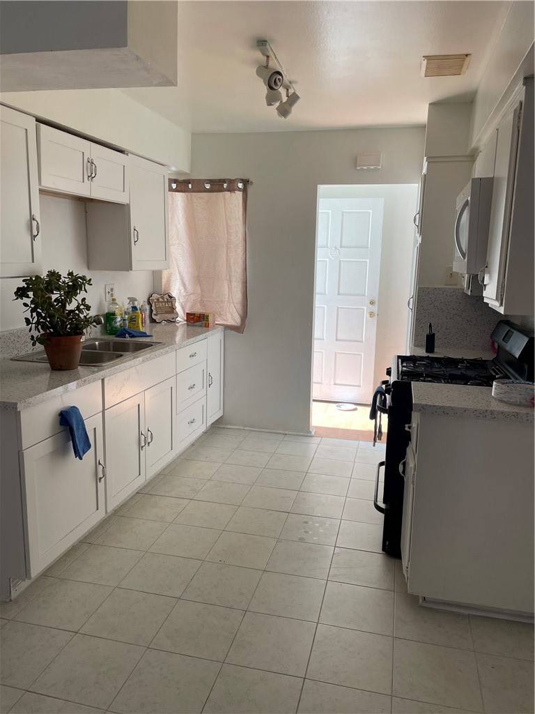 San Jacinto, CA 92583,625 S Estudillo Avenue
