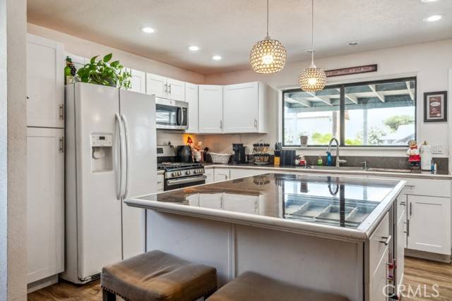 Lake Elsinore, CA 92530,33206 Churchill Street
