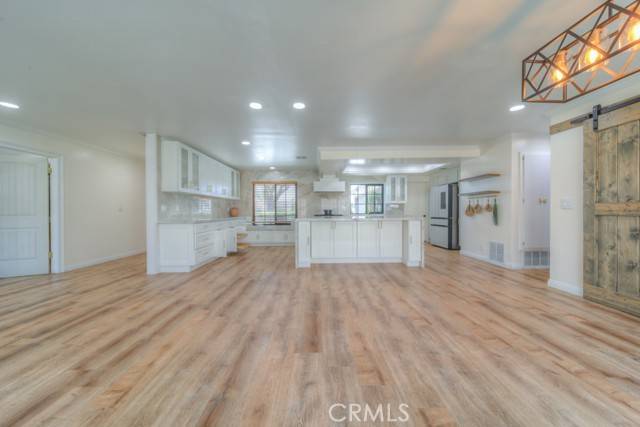 1043 Meadowview Court, Corona, CA 92878