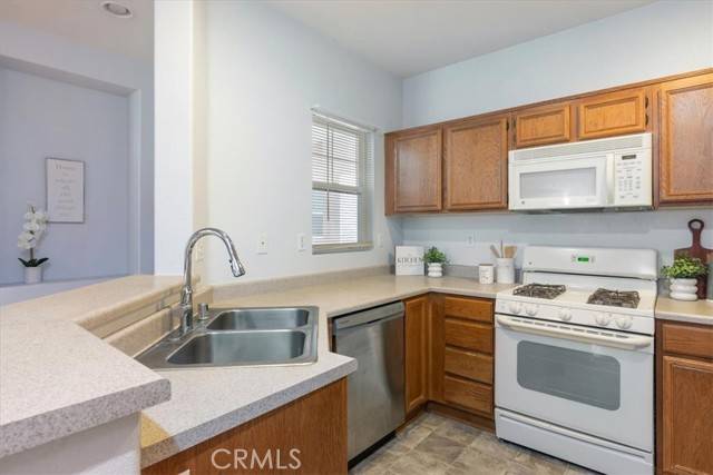 Murrieta, CA 92563,26426 Arboretum Way #806