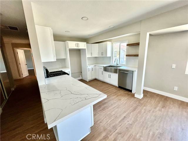 29 Palms, CA 92277,6698 Mesquite Drive