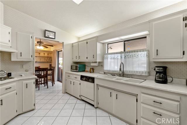 Hemet, CA 92543,1300 W Menlo #172