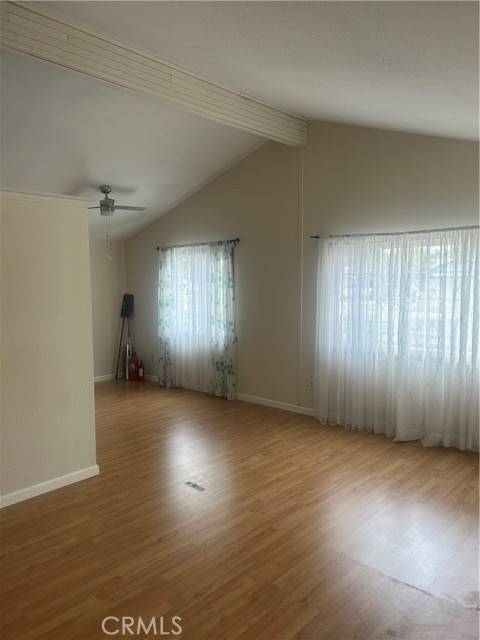 Hemet, CA 92543,725 W Thornton #22