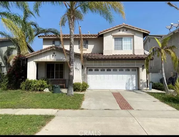 935 W Paramount Street, Azusa, CA 91702