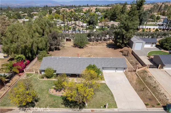 1255 Houser Place, Riverside, CA 92506