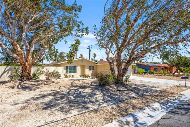 2188 E Rogers Road, Palm Springs, CA 92262