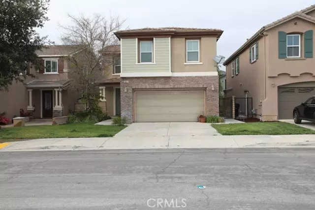 20027 Holly Drive, Saugus, CA 91350