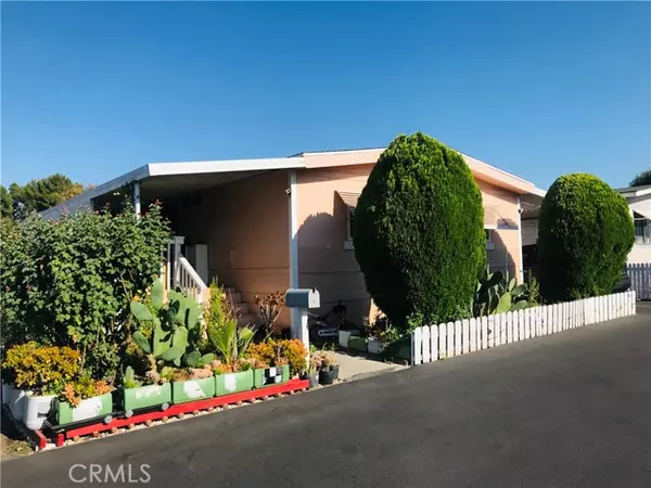 Rowland Heights, CA 91748,1560 S Otterbein #131