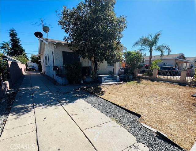 3900 E 54th Street, Maywood, CA 90270