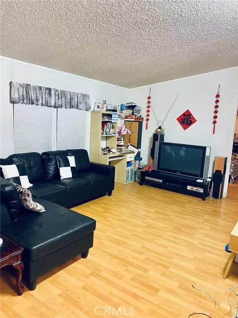 Rowland Heights, CA 91748,1560 S Otterbein #77