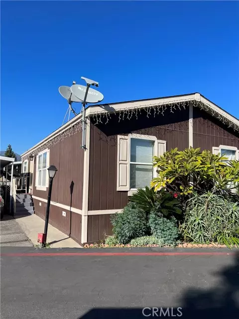 830 S Azuza, Azusa, CA 91702