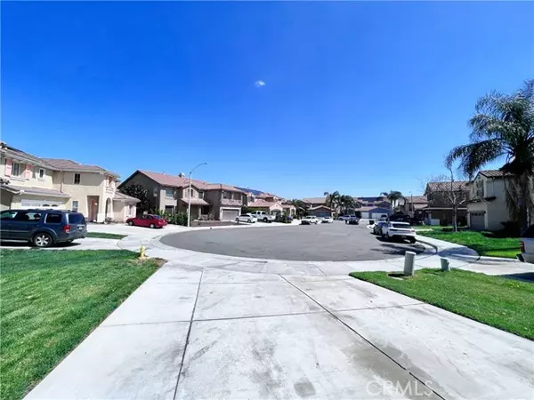 Eastvale, CA 92880,14197 Cavalry Cir