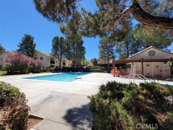 2554 Olive Drive #182, Palmdale, CA 93550