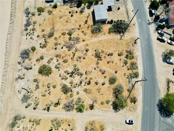 Yucca Valley, CA 92284,58748 Barron