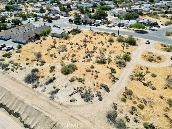 Yucca Valley, CA 92284,58748 Barron