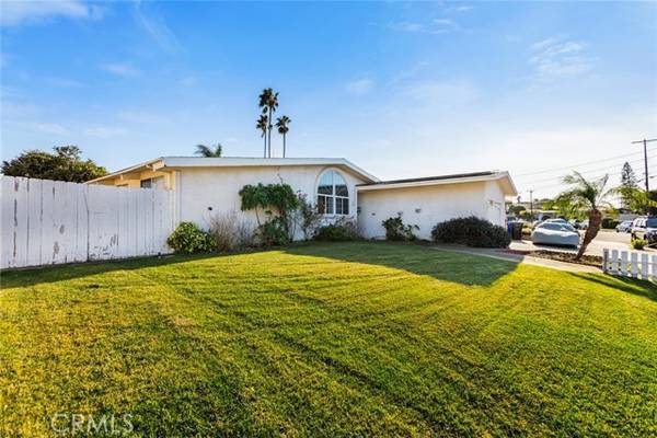 3039 Poinsettia Drive, San Diego, CA 92106