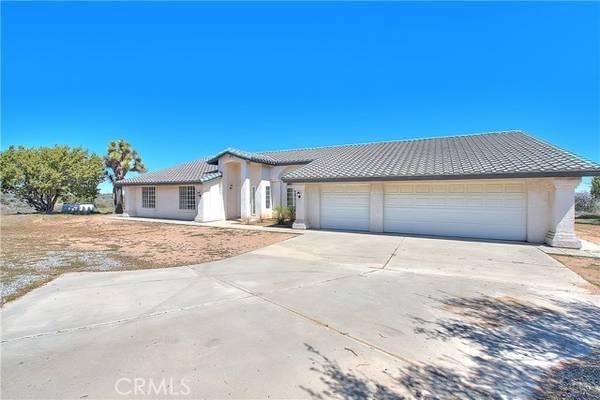 10722 Rodeo Road, Oak Hills, CA 92344