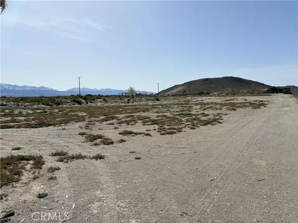 Adelanto, CA 92301,18952 Silver Rock