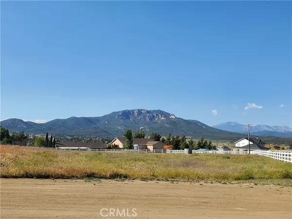 Aguanga, CA 92536,450 Comanche