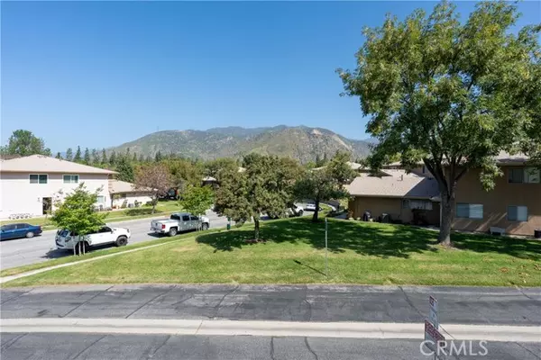 Azusa, CA 91702,995 W Calle Del Cielo #4 #4