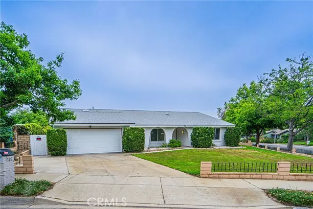 120 E Fairfield Drive, Claremont, CA 91711