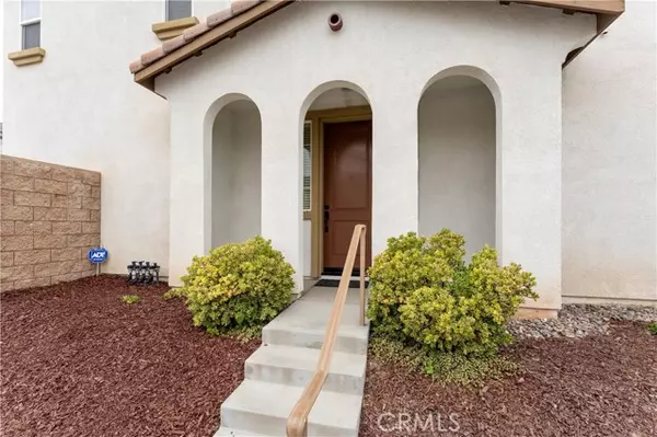 6599 Largo Drive, Eastvale, CA 92880