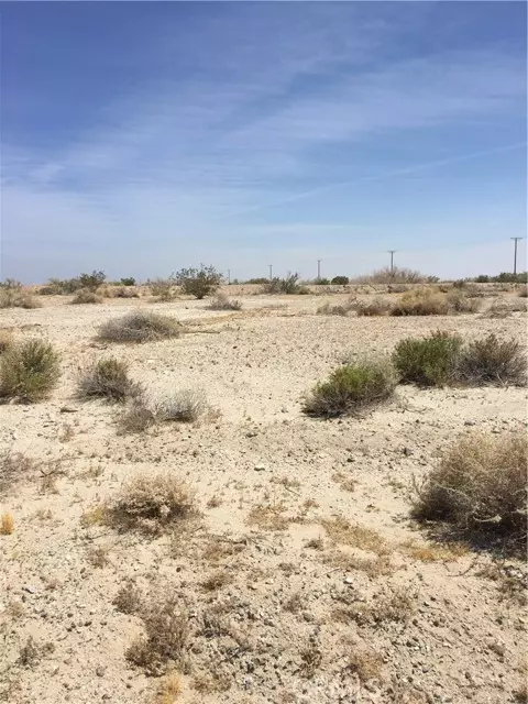 Salton Sea, CA 92274,732 Plaza