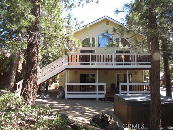 266 Holiday Vista Drive, Mammoth Lakes, CA 93546