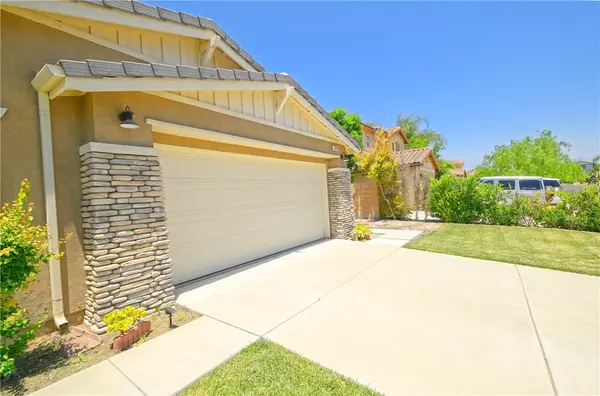 Eastvale, CA 92880,7643 Bristol Bay Circle