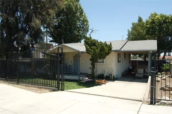 135 W Randall Avenue, Rialto, CA 92376