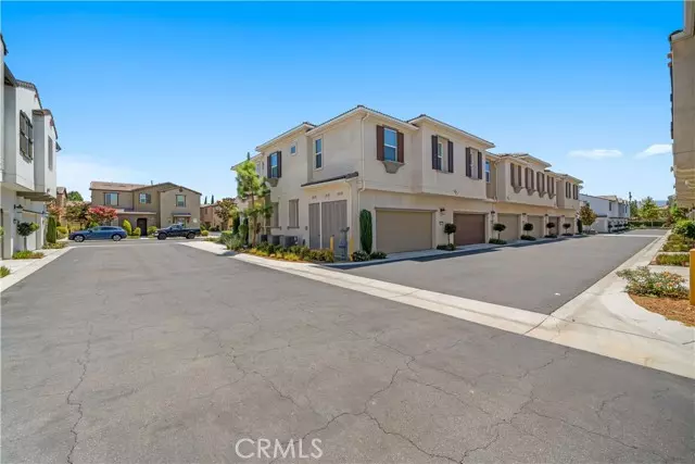 Eastvale, CA 92880,14530 Sienna Place