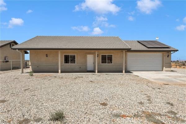 Phelan, CA 92371,5704 White Fox Trail