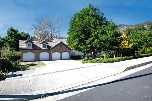 Glendora, CA 91741,733 N Vista Bonita Avenue