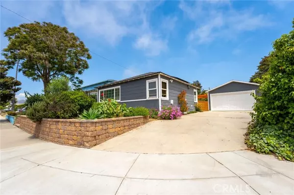 880 Lemon Grove Avenue, Ventura, CA 93003