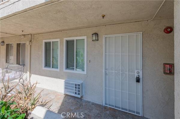 6140 Rugby Avenue #124, Huntington Park, CA 90255