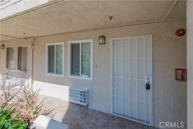 Huntington Park, CA 90255,6140 Rugby Avenue #124