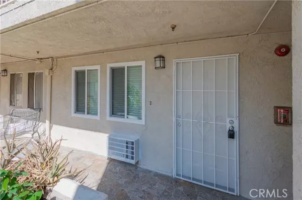 6140 Rugby Avenue #124, Huntington Park, CA 90255