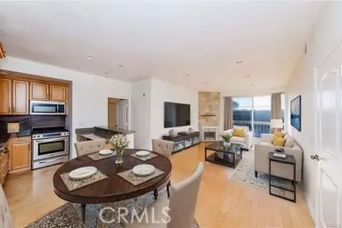 Los Angeles, CA 90064,2263 Fox Hills Drive #102