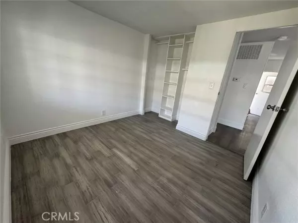 Ontario, CA 91761,1855 E Riverside #155