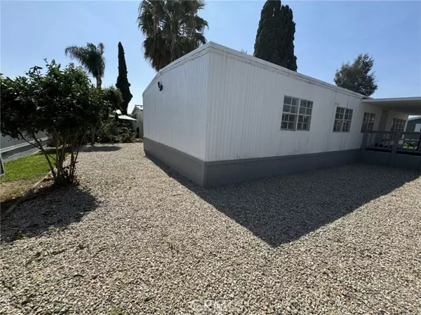 Ontario, CA 91761,1855 E Riverside #155