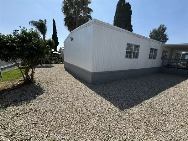 Ontario, CA 91761,1855 E Riverside #155