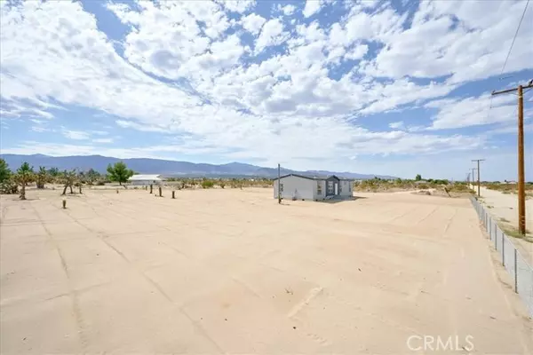 Pinon Hills, CA 92372,12872 Mountain Road