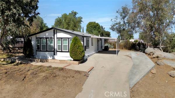 17052 Alameda Drive, Perris, CA 92570