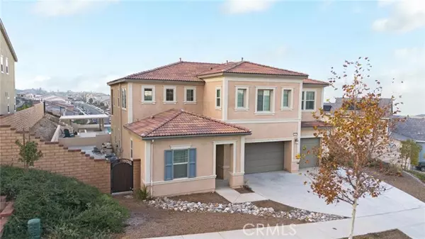 Corona, CA 92882,2437 Sierra Bella Drive