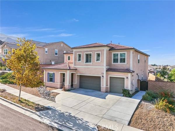 2437 Sierra Bella Drive, Corona, CA 92882