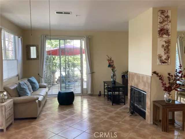 712 Nocumi Street, Ventura, CA 93001